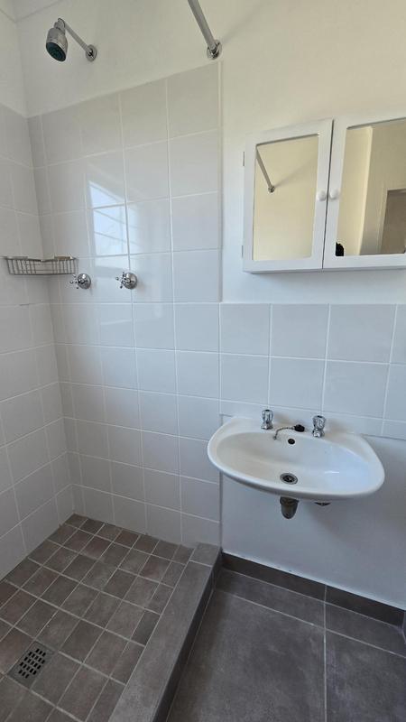 To Let 2 Bedroom Property for Rent in Thornton Western Cape